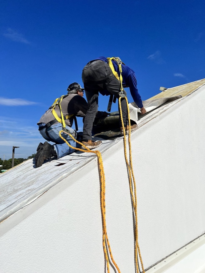 ERS Installations metal roofing crew at work